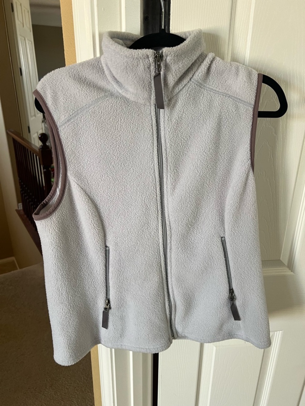 Patagonia Light Gray Fleece Vest - Sleeveless Zip Front